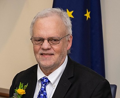 Portrait of Representative Mike Prax in the Alaska State Capitol.
